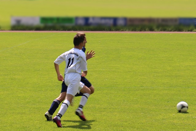 作困难重重 作困难重重